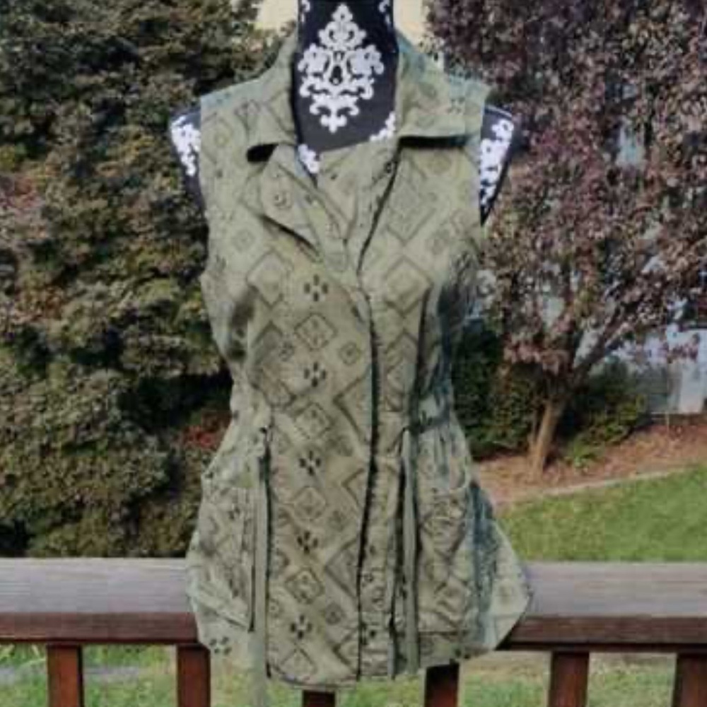 Jolt Olive Green Textured Vest